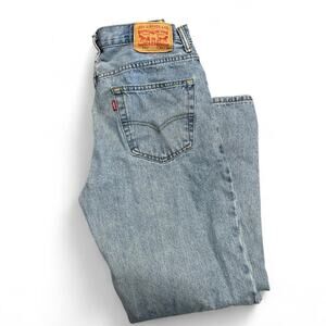 Levi’s 550 relaxed fit light denim jeans 34x30